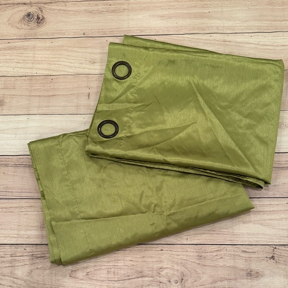 Green Grommet Curtains set of 2/57.5x84in - Picture 5 of 6